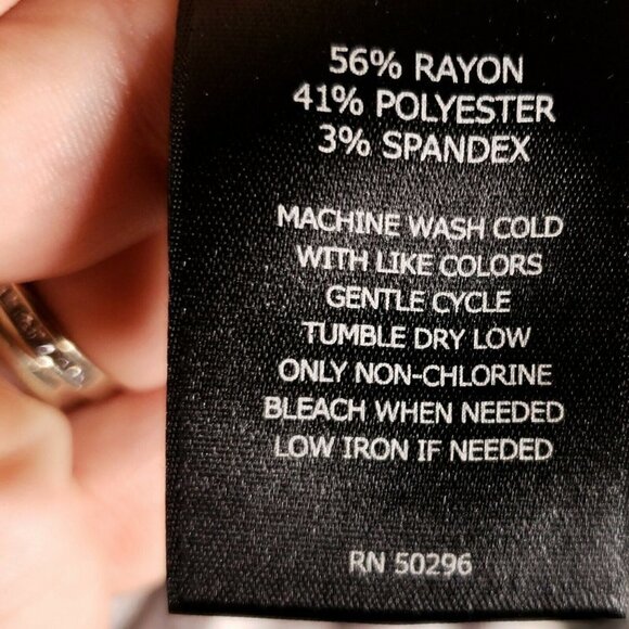 Signature Studio Aztec Print Ponch Style Top - Picture 5 of 5